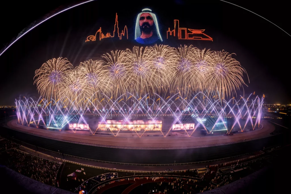 كأس دبي العالمي مع صورة محمد بن راشد